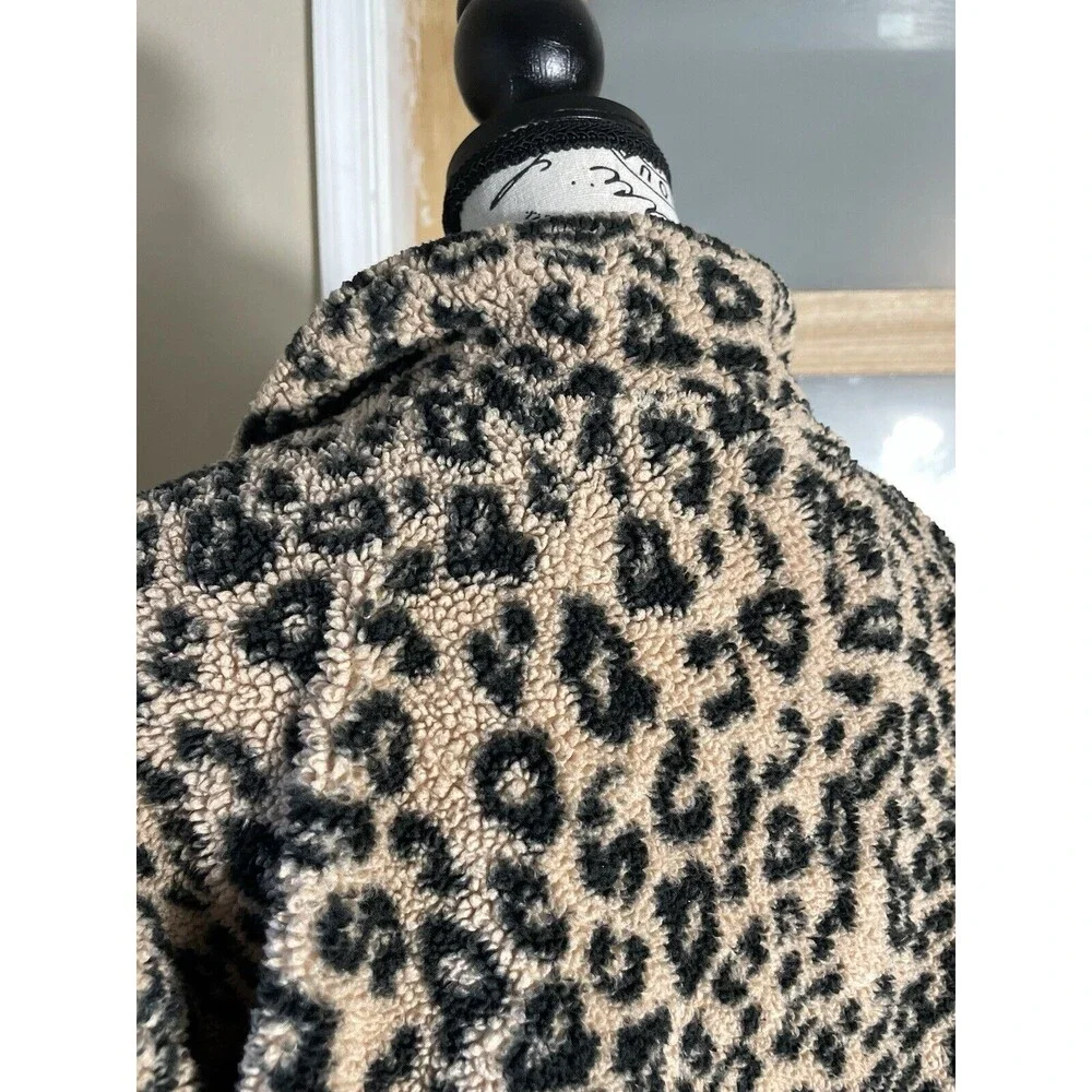 Maurices XL Sherpa Leopard 1/4 Zip Pullover Top Pockets Soft Black Tan